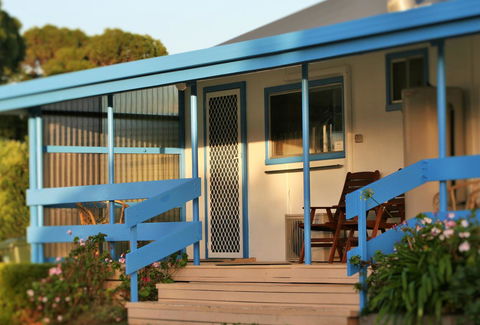 Baudin Beach Apartments - Stays Accommodation 2