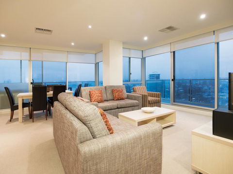 Oaks Glenelg Liberty Suites - Stayed 18