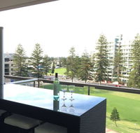 Beachside Luxury getaway in Glenelg - Stayed