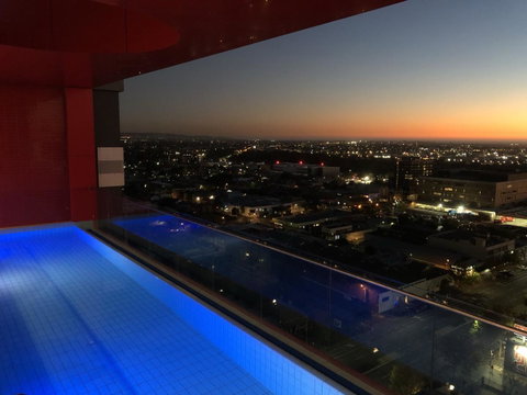 Central Escape @ Adelaide CBD - Stayed 18