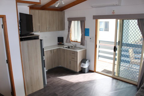 Ceduna Foreshore Caravan Park - Stays Accommodation 7