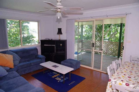 Bellhaven 1, 17 Willow Street - Stayed 1