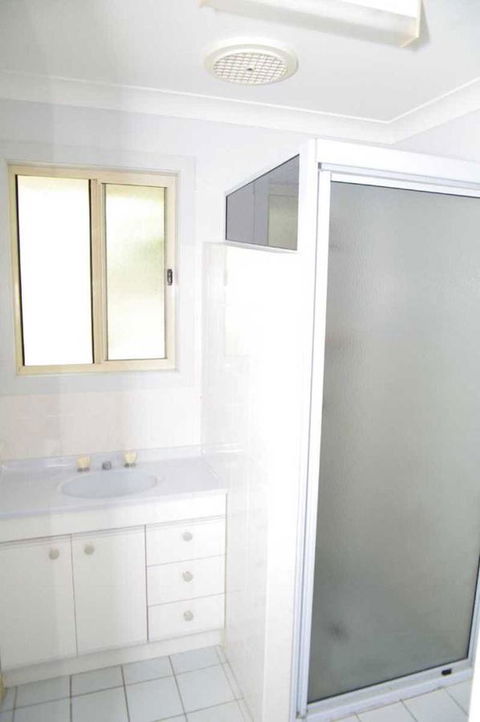 Bellhaven 1, 17 Willow Street - Stayed 5