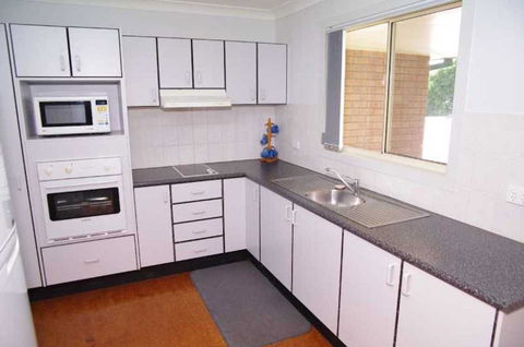 Bellhaven 1, 17 Willow Street - Stayed 0