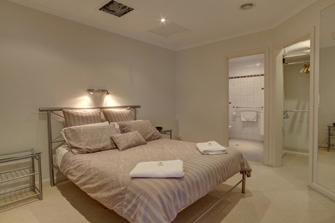 Tasman Beachside Apartment - Stayed 6