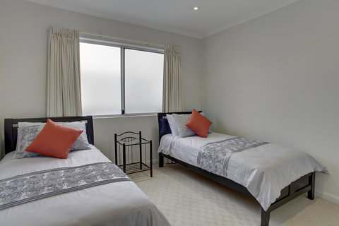 Tasman Beachside Apartment - Stayed 9