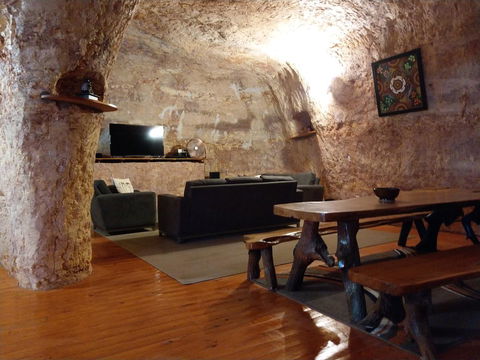 Zen Underground B&B - Stayed 4