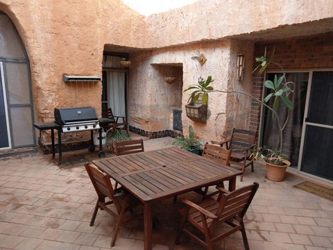 Zen Underground B&B - Stayed 7