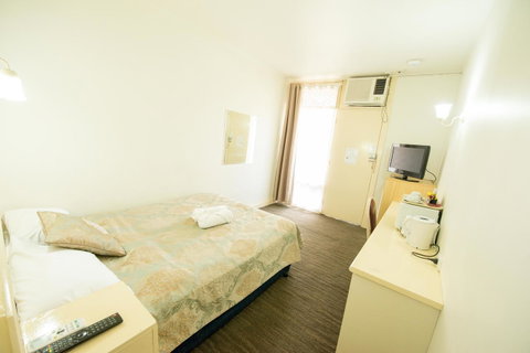Jacksons Motor Inn - Stayed 34