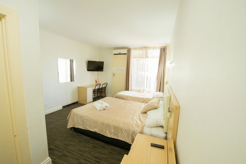 Jacksons Motor Inn - Stayed 17