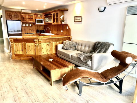 Superb Townhouse In North Adelaide - Stayed 1