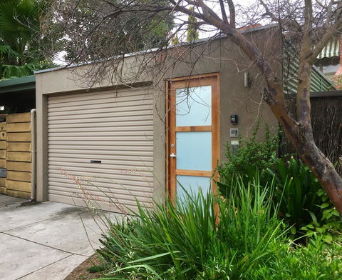 Superb Townhouse In North Adelaide - Stayed 23