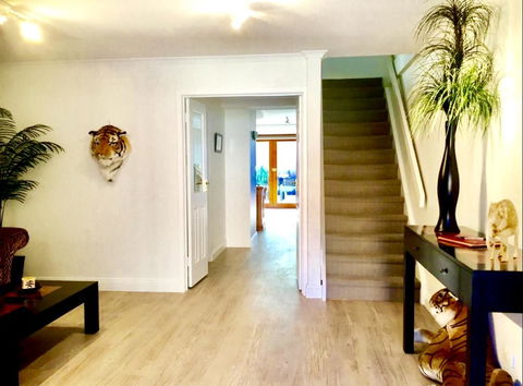 Superb Townhouse In North Adelaide - Stayed 11