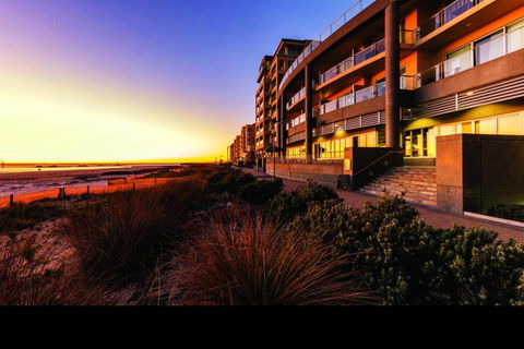 Glenelg Seaside Apartment - Stayed 9