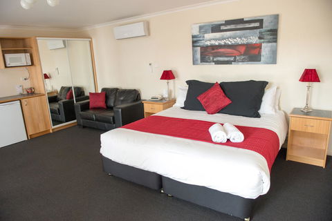 Arkana Motor Inn & Terrace Apartments - Stayed 7