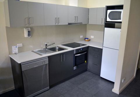 Arkana Motor Inn & Terrace Apartments - Stayed 30