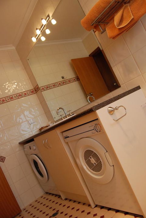 Arkana Motor Inn & Terrace Apartments - Stayed 31