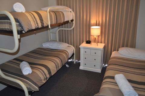 Arkana Motor Inn & Terrace Apartments - Stayed 10