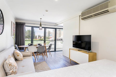 Heart Of Glenelg BnB - Stayed 8