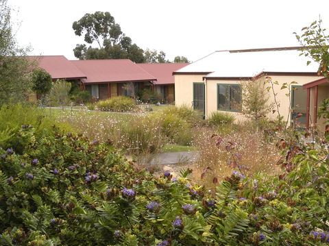 Acacia Apartments - Stayed 19