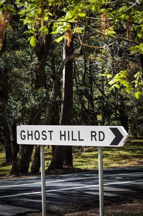 Ghost Hill Road Retreat - Stays Accommodation 12