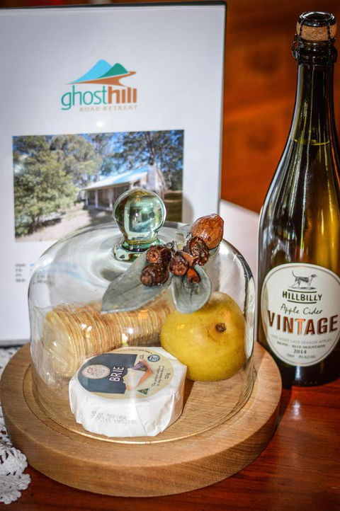 Ghost Hill Road Retreat - Stays Accommodation 25