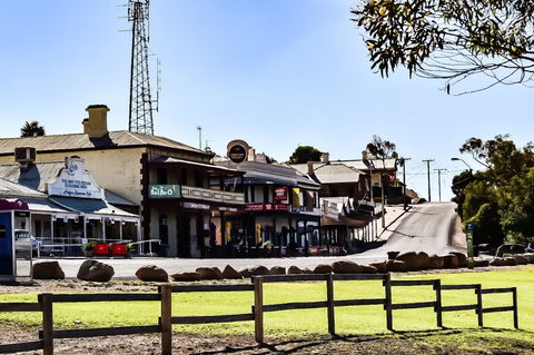 Commercial Hotel Morgan - Stayed 1