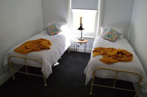 Two Cow Cottage Bed & Breakfast - Stayed 22