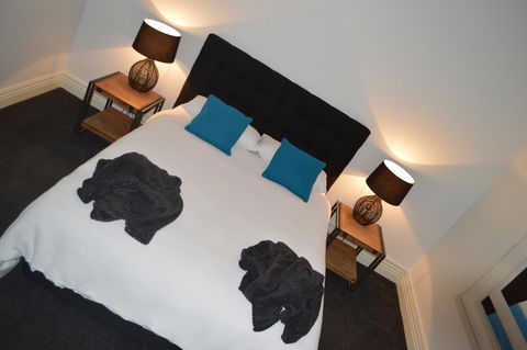 Two Cow Cottage Bed & Breakfast - Stayed 17