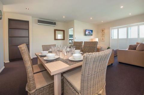 Pacific Blue 278-265 Sandy Pt Rd- Dual Key Access, Wifi, Linen And Air Conditioning - Stayed 7