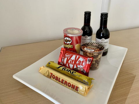 Ensenada Motor Inn And Suites - Stayed 16