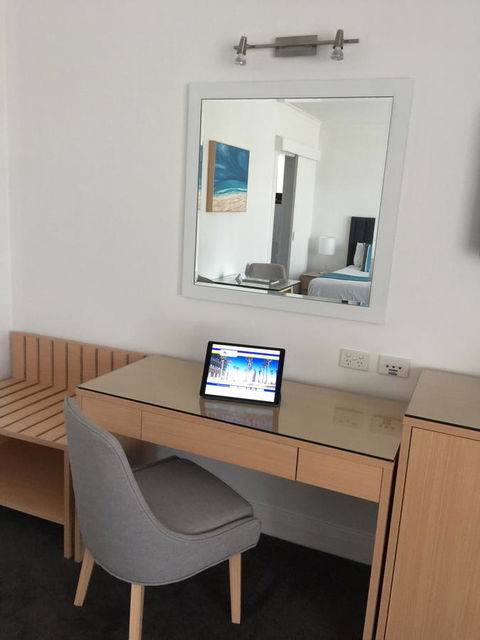 Ensenada Motor Inn And Suites - Stayed 11