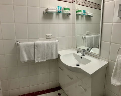 Ensenada Motor Inn And Suites - Stayed 6