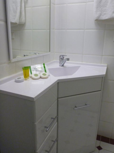 Ensenada Motor Inn And Suites - Stayed 15