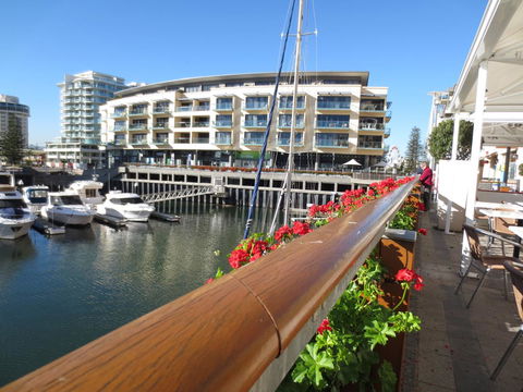 Lights Landing Apartments - Stayed 16