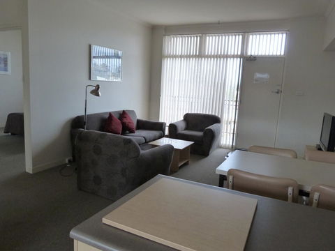 Glenelg Holiday Apartments - Corfu - Stayed 6