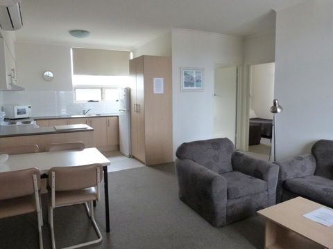 Glenelg Holiday Apartments - Corfu - Stayed 9