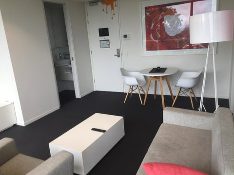Tasha\'s Apartments On Warwick - Stayed 3