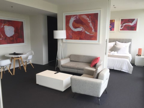 Tasha\'s Apartments On Warwick - Stayed 10