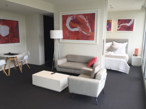 Tasha\'s Apartments On Warwick - Stayed 2