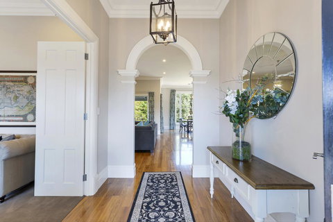 Grandview Accommodation - The Elm Tree Apartments - Stayed 22