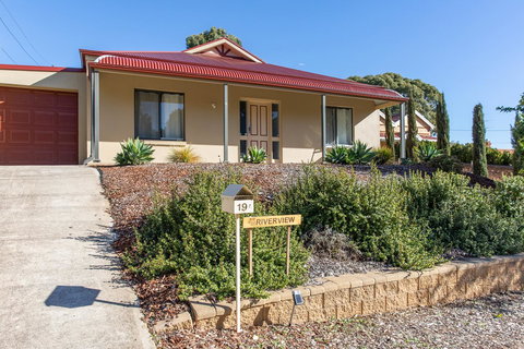 Rivergum Cottages Gawler Barossa Region - Stayed 1