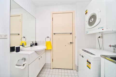 York Apartments - Stayed 27