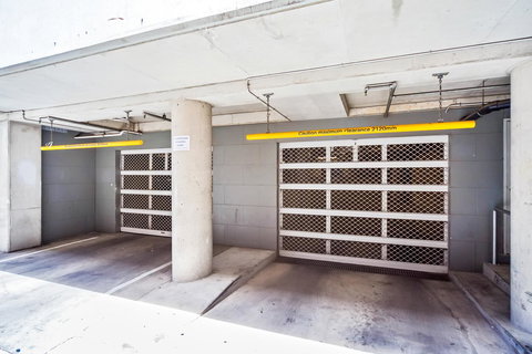 York Apartments - Stayed 25