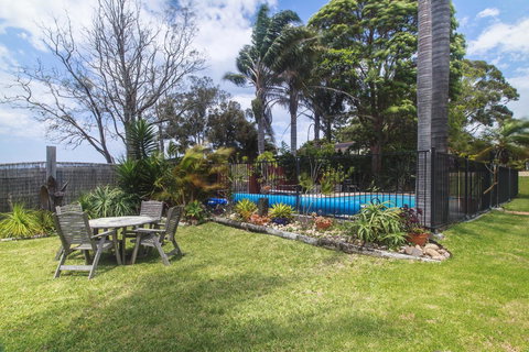 Lake Edge Apartments - Stayed 2