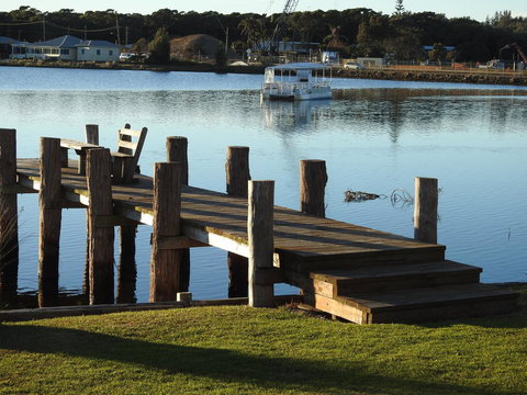 Lake Edge Apartments - Stayed 21