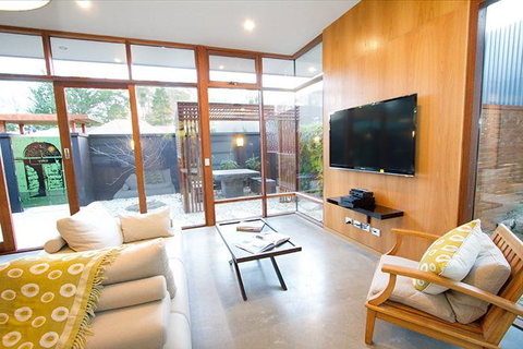 Sticky Rice Villas - Stayed 24