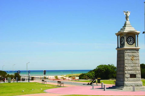 Semaphore Blue Apartments - Stayed 19