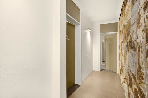 Adelaide Road Motor Lodge - Stayed 14