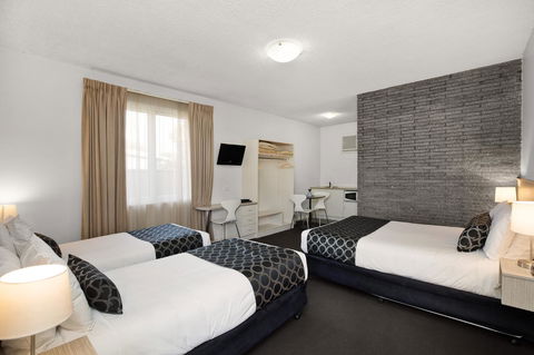 Adelaide Road Motor Lodge - Stayed 20